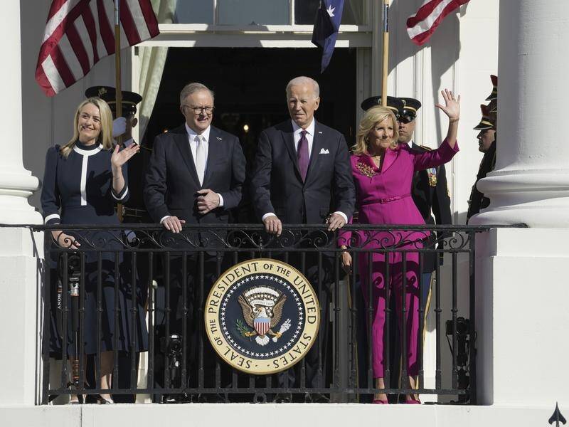 Anthony Albanese and partner Jodie Haydon were officially welcomed to the White House by the Bidens. (AP PHOTO)